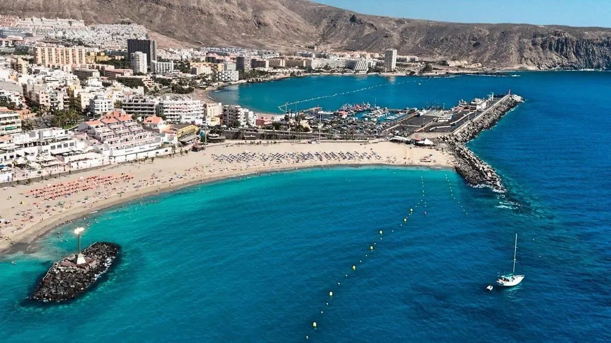 Tenerifeopenhome Bright Penthouse On The Beach Los Cristianos Arona  Appartement