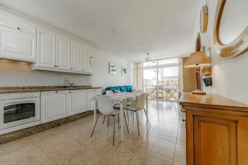 Tenerifeopenhome Bright Penthouse On The Beach Los Cristianos Arona  Appartement Arona (Tenerife)
