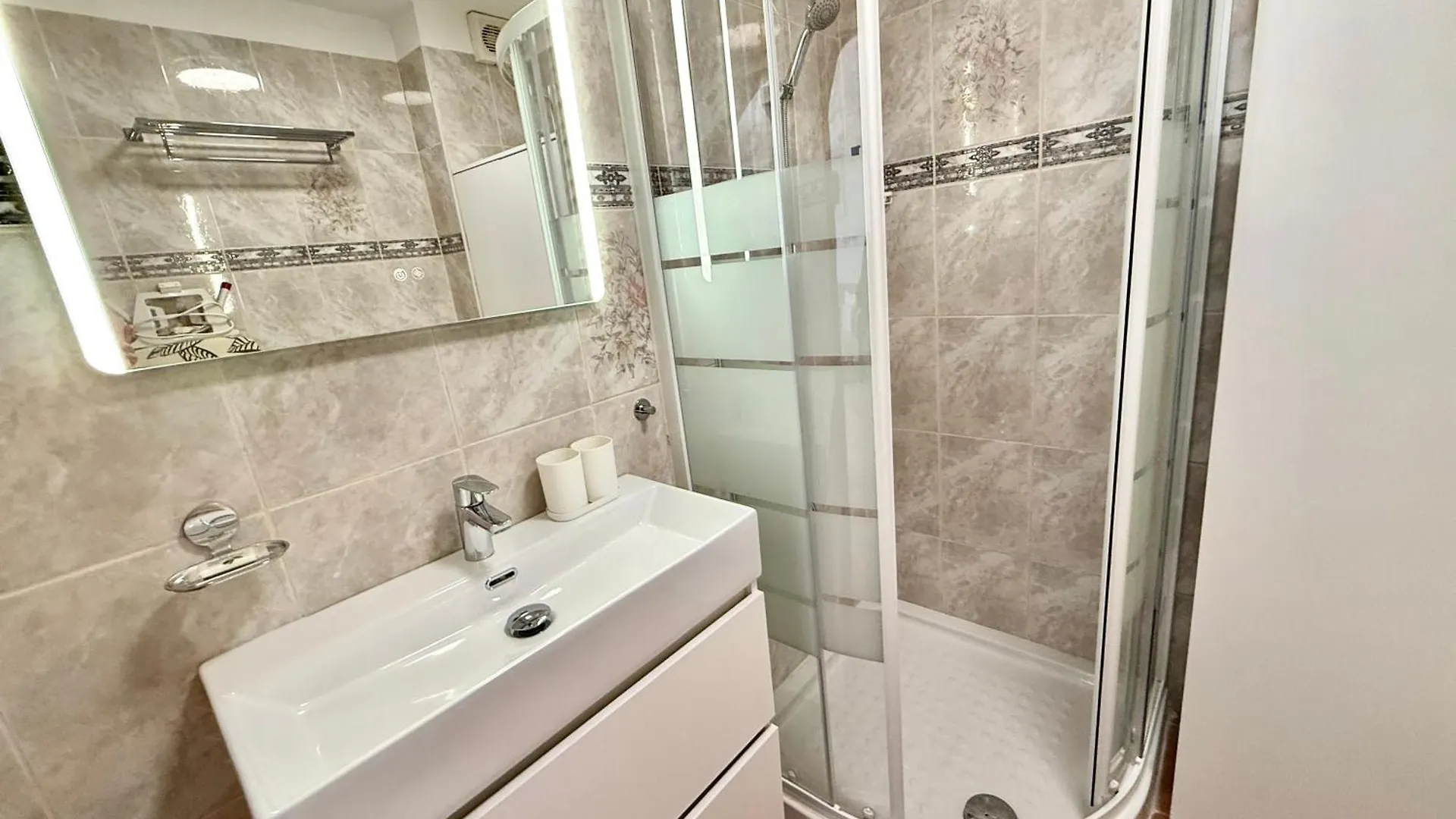 Tenerifeopenhome Bright Penthouse On The Beach Los Cristianos Arona